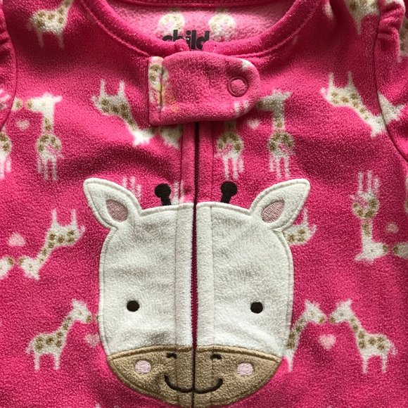 Girl's Carter three baby clothes. - Picture 5 of 14